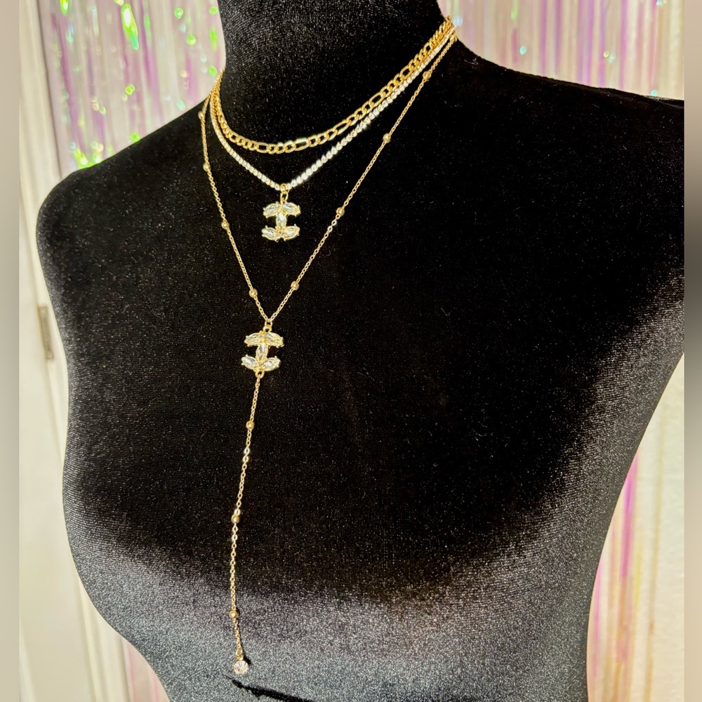Gold Layered Pendant Necklace Set- Rhinestone Detail Women Jewelry Adjustable - Picture 3 of 8